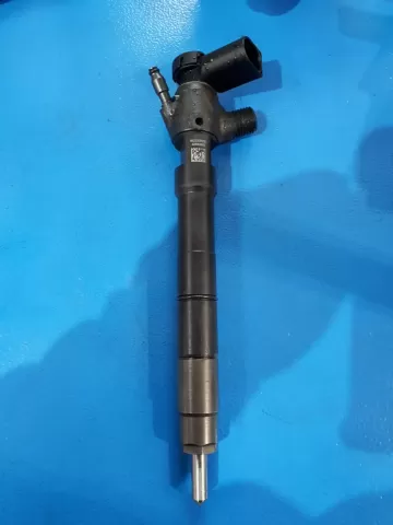 Iniettore Delphi 28370681 04l130277d